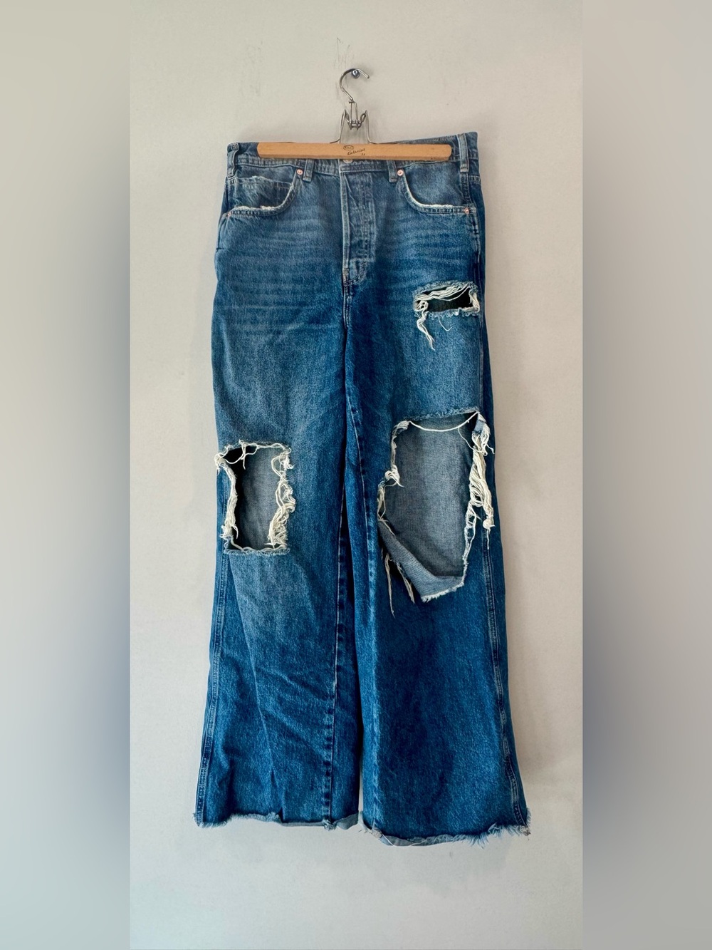 Free People Distressed Jeans